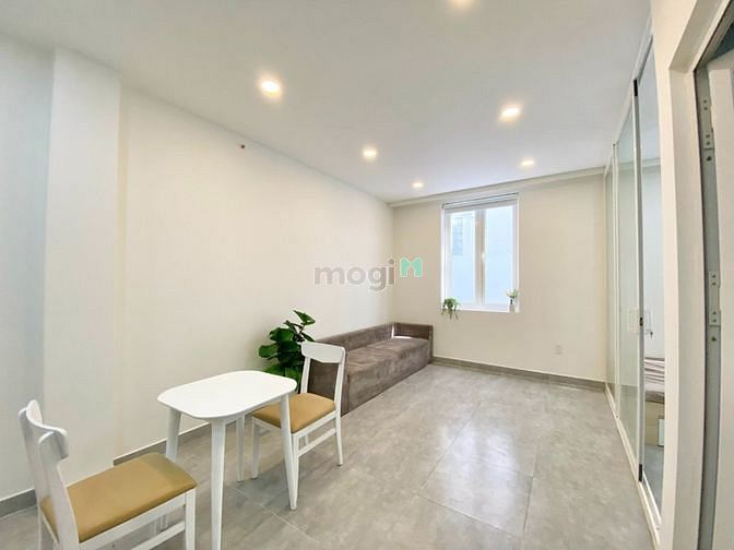 Hình ảnh Cho thuê căn 1 Phòng Ngủ Nguyễn Duy Trinh Bancol đón nắng sáng