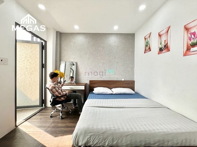 Hình ảnh Cho thuê phòng bancong, bếp riêng - rộng 30m2 - Trường Sa - Quận 3