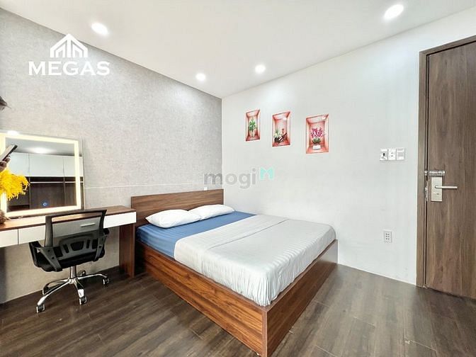 Hình ảnh Cho thuê phòng bancong, bếp riêng - rộng 30m2 - Trường Sa - Quận 3
