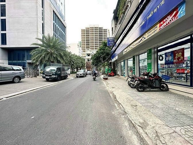 Hình ảnh Siêu phẩm - 3/2 QUẬN 10 - 70M2 (4.7x15) - 5TẦNG - 14 CHDV - 12.X TỶ.