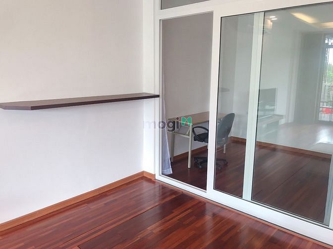 Hình ảnh Modern design apartment with front view to West Lake