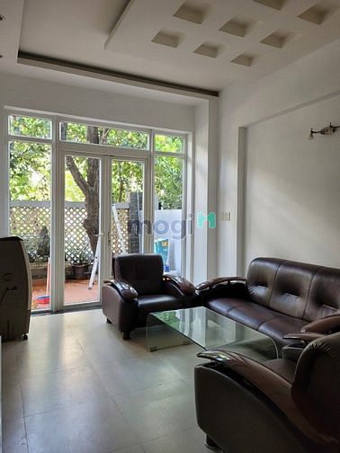Hình ảnh Cho thuê nhà 140m2 full nội thất tại P. Bình Khánh, quận 2