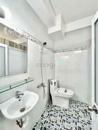 Hình ảnh Khai Trương Studio Giá Rẻ Ngay Vincom Phan Văn Trị Giá Sinh Viên