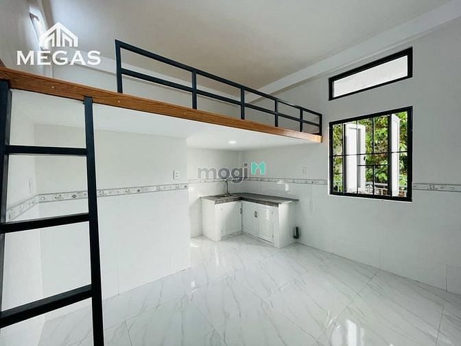 Hình ảnh Duplex cửa sổ mặt tiền - Ngay Crescent, Cosmo Nguyễn Thị Thập