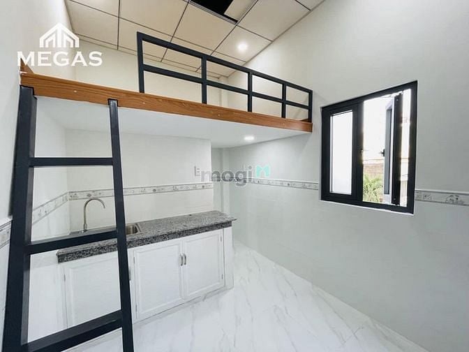 Hình ảnh Duplex cửa sổ mặt tiền - Ngay Crescent, Cosmo Nguyễn Thị Thập