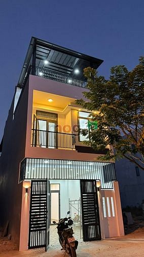 Hình ảnh Nhà Mới 100%, gần đường Nguyễn phước Lan giao đoạn Minh mạng 2.5 tầng