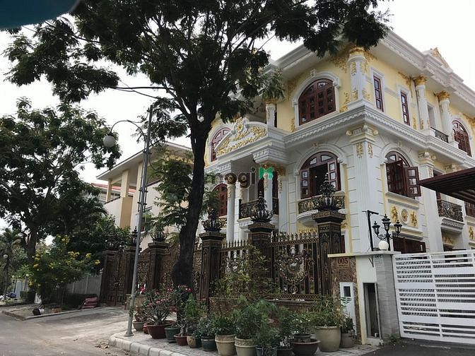 Hình ảnh Cho thuê Biệt thự đơn lập Mỹ Hưng, đường Phạm Thái Bường, Quận 7