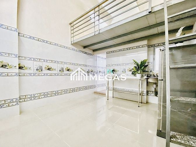 Hình ảnh Cho thuê phòng trọ có gác giá rẻ ngay Phạm Văn Bạch