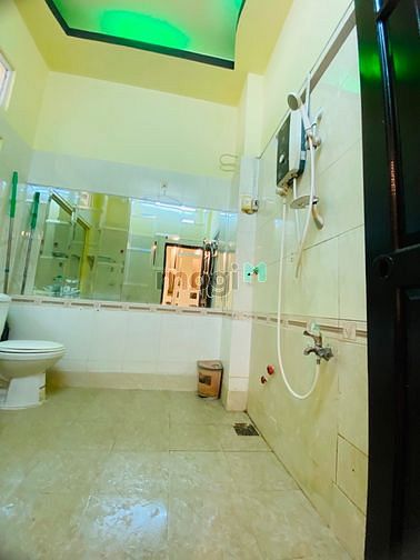 Hình ảnh Phòng rộng 35m2 có ban công đầy đủ nội thất