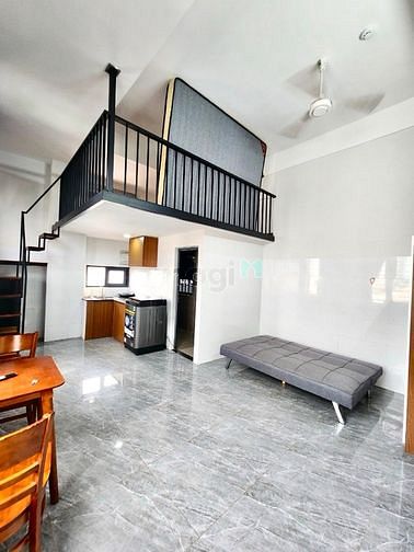 Hình ảnh CHDV dạng Duplex, Studio giáp sát Q4 , gần ĐH NTT