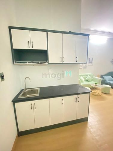 Hình ảnh Studio siêu rộng, full nội thất. Ngay CV Lê Văn Tám Q1