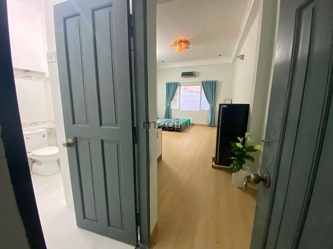 Hình ảnh Studio siêu rộng, full nội thất. Ngay CV Lê Văn Tám Q1