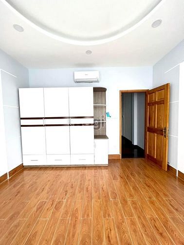 Hình ảnh Bán nhà 4 tầng mới, HXH 46.2m2 chỉ 5.x tỷ Hoàng Bật Đạt Tân Bình