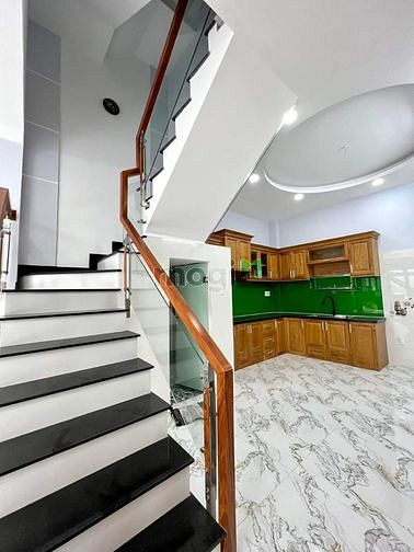 Hình ảnh Bán nhà 4 tầng mới, HXH 46.2m2 chỉ 5.x tỷ Hoàng Bật Đạt Tân Bình