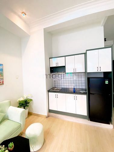 Hình ảnh Studio_Cửa sổ cực lớn_FULL NỘI THẤT_45m2_vòng xoay Điện Biên Phủ