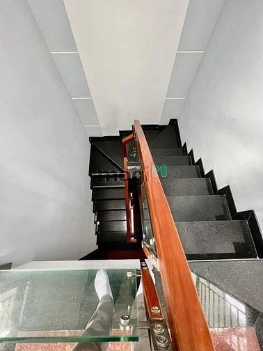 Hình ảnh Bán nhà 4 tầng 48m2, HXH gần MT Cống Lở Tân Bình