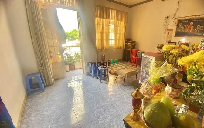 Hình ảnh Bán nhà 2 tầng 65m2 chỉ 5 tỷ còn TL , Hẻm 4m Cống Lở Tân Bình