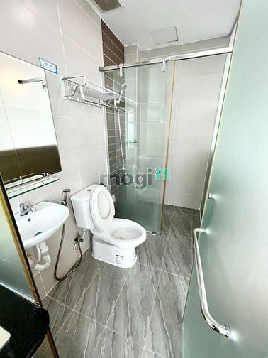 Hình ảnh CHO THUÊ CHDV cửa sổ full nội thất - máy giặt riêng - ngay Đầm Sen