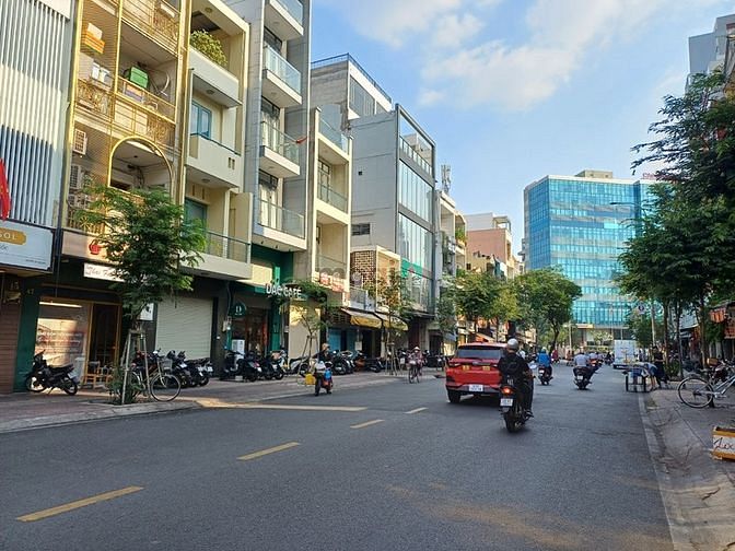 Hình ảnh (54TR) Nhà MT - 320m2 DTSD - đường Nguyễn Trường Tộ - Quận 4