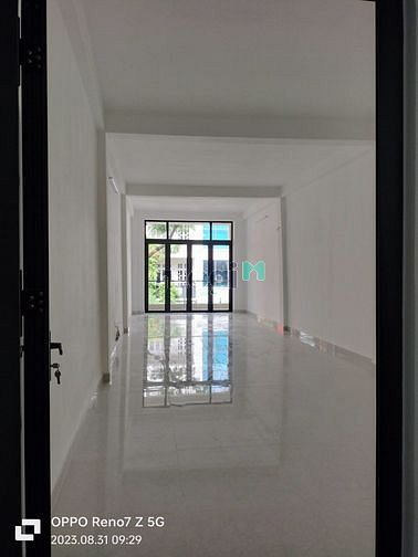 Hình ảnh (54TR) Nhà MT - 320m2 DTSD - đường Nguyễn Trường Tộ - Quận 4