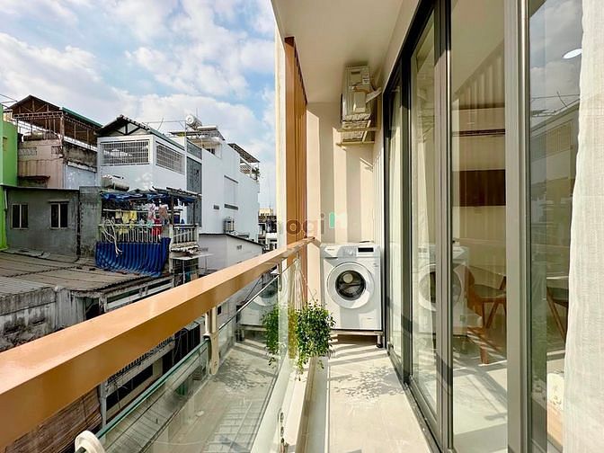Hình ảnh Studio full nội thất ban con - mới 100% - ngay trường đại học UEH -Q10