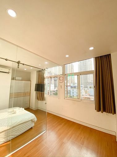 Hình ảnh 1PN Tách Bếp CS To Quận 10 Gần Viettel Tower , Công Trường Dân Chủ