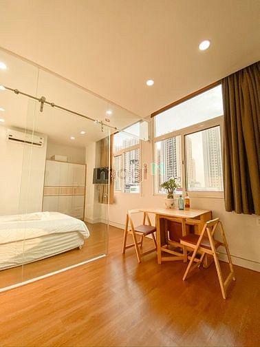 Hình ảnh 1PN Tách Bếp CS To Quận 10 Gần Viettel Tower , Công Trường Dân Chủ