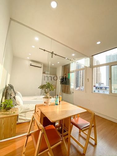 Hình ảnh 1PN Tách Bếp CS To Quận 10 Gần Viettel Tower , Công Trường Dân Chủ