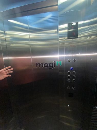 Hình ảnh Tòa Nhà - Bến Vân Đồn / 1.320m² Sử Dụng ( Thang máy + PCCC đầy đủ )