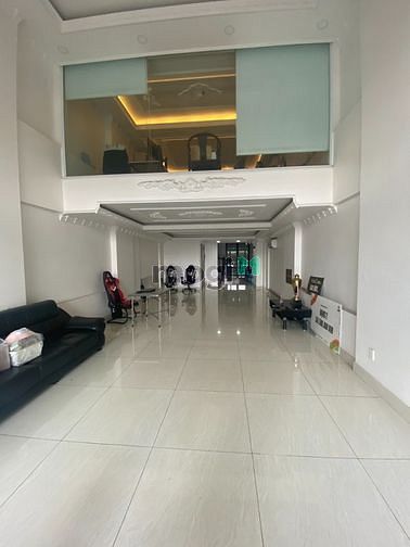 Hình ảnh Tòa Nhà - Bến Vân Đồn / 1.320m² Sử Dụng ( Thang máy + PCCC đầy đủ )