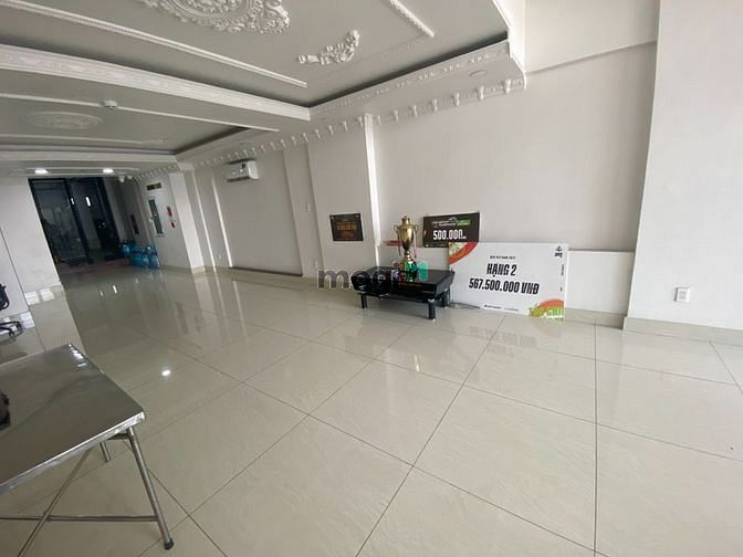 Hình ảnh Tòa Nhà - Bến Vân Đồn / 1.320m² Sử Dụng ( Thang máy + PCCC đầy đủ )