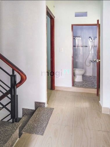 Hình ảnh Nhà 4PN mới đường Trần Hưng Đạo P2 Q5