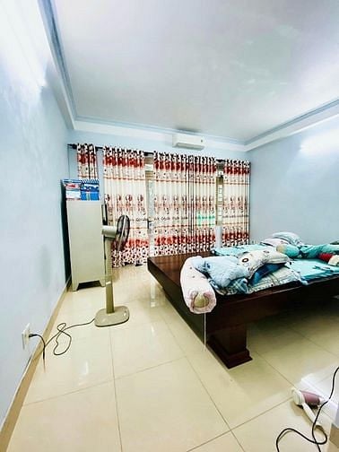 Hình ảnh Nhà Mặt Tiền D2 Lê Văn Việt Quận 9