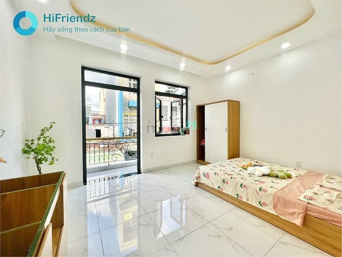 Hình ảnh Studio mới ngay Nguyễn Sơn - Ban công cửa sổ