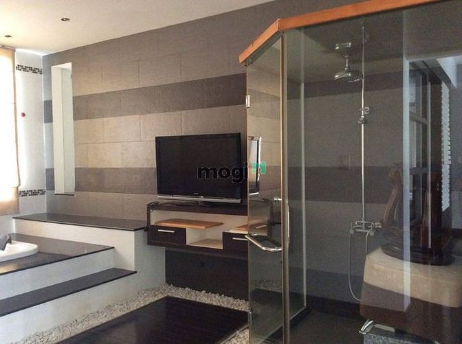 Hình ảnh Cho thuê căn Biệt thự đơn lập Mỹ Tú, đường Lý Long Tường, Quận 7