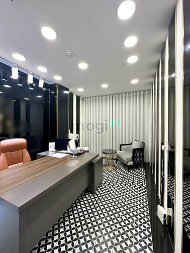 Hình ảnh Bùi Thị Xuân - Ngang 7m / 850m² Sử Dụng - Có thang máy