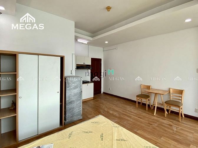 Hình ảnh Studio Cửa Sổ Ban Công Giá Rẻ Tân Quy