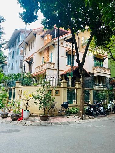 Hình ảnh Cho thuê biệt thự lô góc phố Nguyễn Thị Định