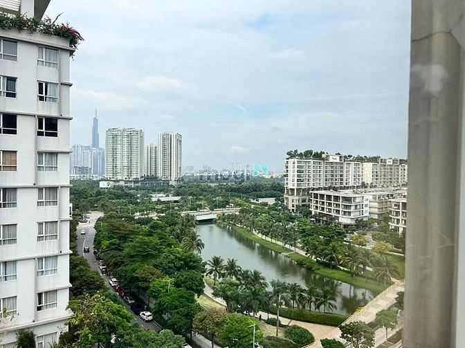 Hình ảnh Bán 3PN sarimi giá 20.5 tỷ căn góc view đẹp thành phố.