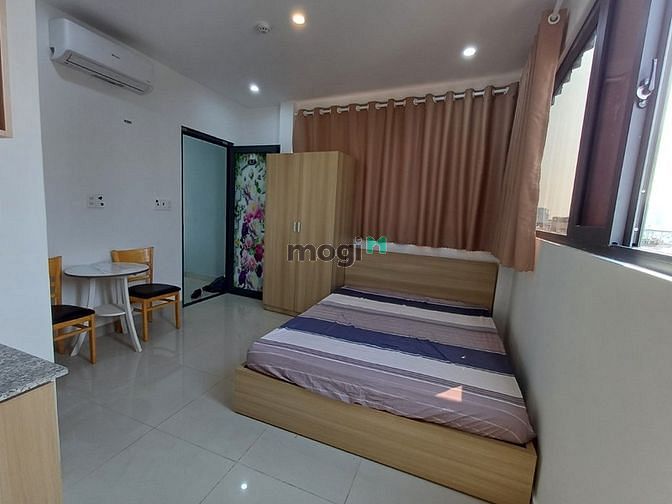 Hình ảnh Căn Hộ Full Nội Thất Ban Công Mặt Tiền Khánh Hội