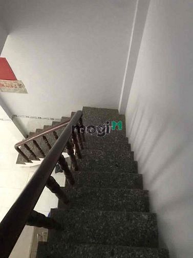 Hình ảnh Cần Cho Thuê Nhà Nguyên Căn 3 Tầng 2 Pn 2 Wc Ban công Mỗi Tầng 6.5tr