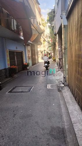 Hình ảnh Bán nhà Hoàng Văn Thụ gần Bùng binh lăng Cha Cả Tân Bình