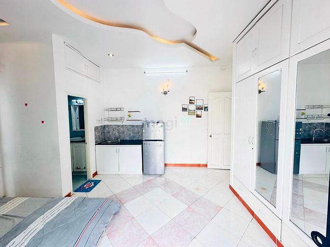 Hình ảnh Cho thuê Trang Chủ MB66.COM / Đăng Ký Tặng 66K có ban công full nội thất nằm đường CMT8- Tân Bình