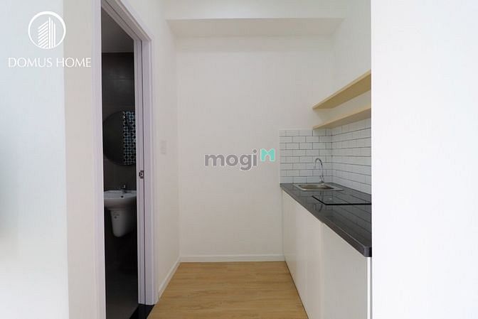 Hình ảnh Studio cửa sổ/ ban công tách bếp- TẶNG LÌ XÌ 500k-1tr cho khách thuê