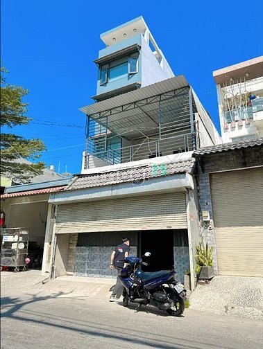 Hình ảnh Phòng 20m2, mới xây gần ĐH Văn Lang cs3, có máy lạnh, có gác
