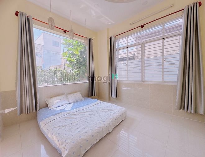 Hình ảnh Trống Căn Studio Có Sân Vườn, Cửa Sổ, Full Nội Thất