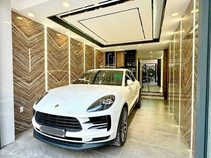 Hình ảnh Nhà 3 Lầu có thang máy cạnh trung tâm quận 7 giá chỉ 17 Tỷ