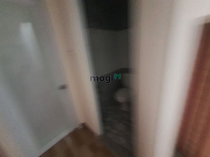 Hình ảnh 12tr  : 2Pn 3wc, 2 lầu, sân thượng,  756/79 Đoàn Văn Bơ,