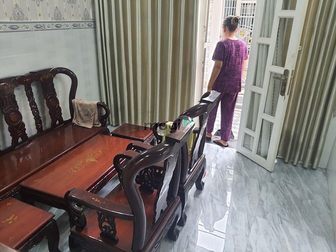 Hình ảnh 12tr  : 2Pn 3wc, 2 lầu, sân thượng,  756/79 Đoàn Văn Bơ,
