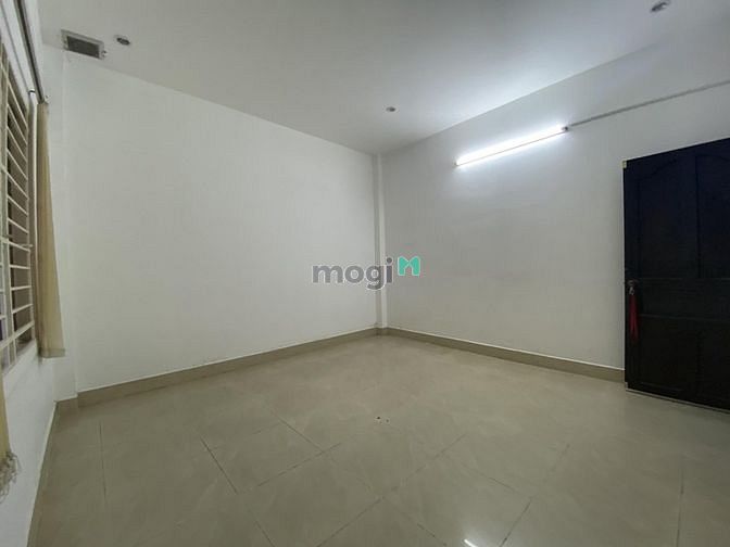 Hình ảnh Phòng cho thuê ngay cầu vượt 3 tháng 2-Q10